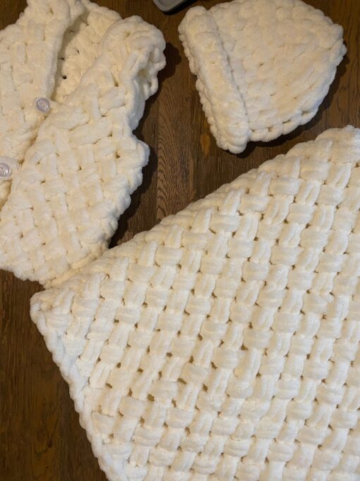 Handmade Premium Baby Chenille Set - Vest, Hat, and Blanket